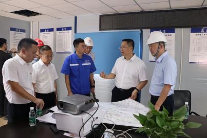 新材料集团党委书记、董事长耿立才赴尊龙中国官网矿产调研督导慰问