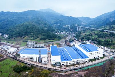 尊龙中国官网矿产5万吨/年磷酸铁锂新材料项目建设全面完工